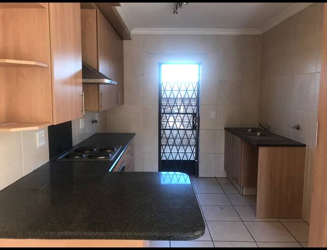 2 BEDROOM TOWNHOUSE SOLD IN MEYERSDAL
